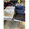 Image 2 : LOT OF STORAGE BASKETS, HUGO BOSS TOTE BAG, AND LADIES PURSE