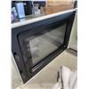 Image 4 : PANASONIC MICROWAVE AND 2 SCALES