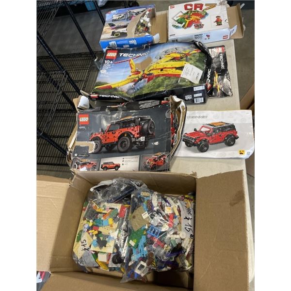 BOX OF VARIOUS LEGO