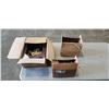 Image 1 : CASE OF NEW PLATE STANDS AND LAMP BASES