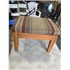 Image 1 : VINTAGE UPHOLSTERED FOOT STOOL