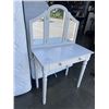 Image 2 : WHITE VANITY WITH 3 WAY MIRROR