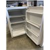 Image 2 : WOODS 33" BAR FRIDGE. MODEL WV13-UA. WORKING
