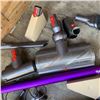 Image 2 : DYSON V8 ANIMAL CORDLESS STICK VACUUM WITH ACCESSORIES AND CHARGER WORKING