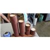 Image 4 : TRAY OF NEW VASES AND WOODEN CANDLE SET