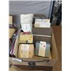 Image 1 : TRAY OF ASSORTED NEW LINENS