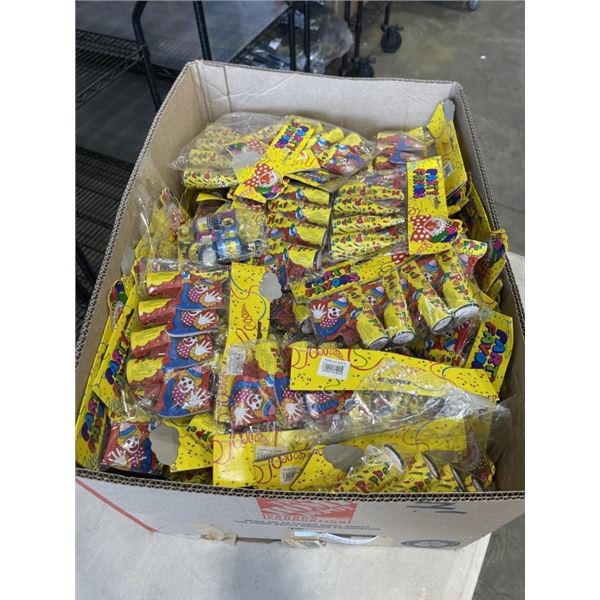 BOX OF CAP POWERED CONFETTI POPPERS