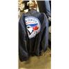 Image 3 : AVALON FOLDING STROLLER WITH EASTON BAT, EXTREME BADMINTON SET AND TORONTO BLUE JAYS WINDBREAKER