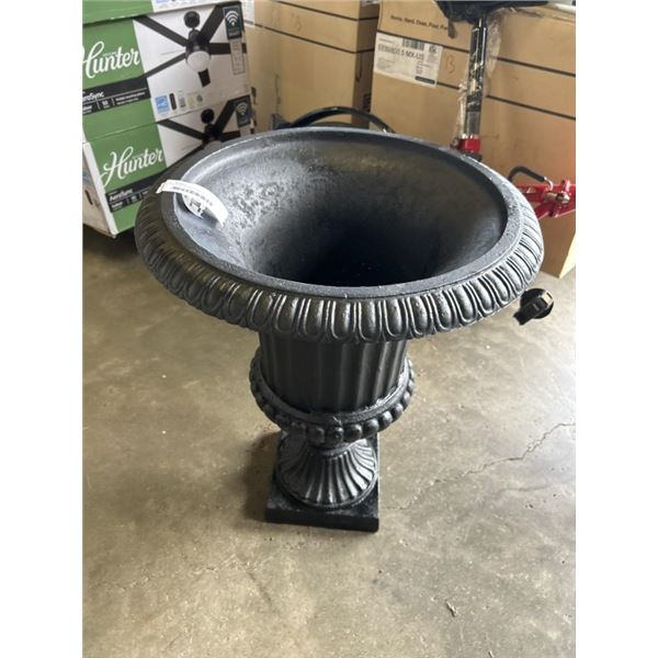 BLACK CAST IRON PLANTER
