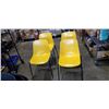 Image 1 : 4 YELLOW STACKING CHAIRS