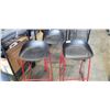 Image 1 : 3 BUCKET SEAT BAR STOOLS