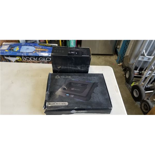 KLIM MISTRAL LAPTOP COOLING PAD AND KLIM BOOMBOX E1