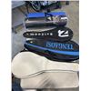 Image 1 : 2 EXERCISE MATS AND BATMINTON RACKET CASES