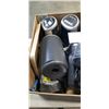 Image 2 : BOX OF KITCHEN APPLIENCES