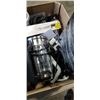 Image 3 : BOX OF KITCHEN APPLIENCES
