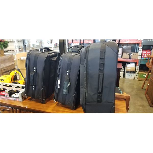 2 SAMSONITE AND 1 EAGLE CREEK LUGGAGE BAGS WITH WHEELS