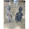Image 5 : 2 AFRICAN OLD WOOD CARVINGS, 24 INCH TALL