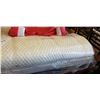 Image 1 : QUEENSIZE DORMEO MATTRESS TOPPER