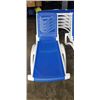 Image 2 : 3 NEW POOL SUN LOUNGE CHAIRS