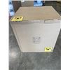 Image 2 : NEW SEALED NARWAL FREO Z ULTRA ROBOT VACUUM AND MOP - RETAIL $1499