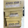 Image 5 : 6 NEW PAIRS OF ASSORTED SIZE KIDS SHOES AND BOOTS