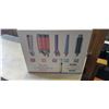 Image 1 : CONAIR 5 IN 1 MULTI-ATTACHMENT STYLER