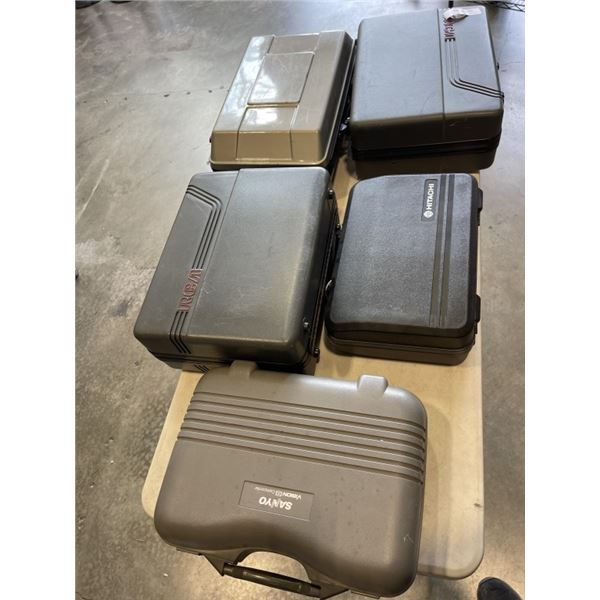 5 VINTAGE CAM CORDERS IN HARD CASES