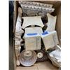 Image 6 : 3 TRAYS OF HOUSEHOLD GOODS AND DECOR