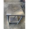 Image 1 : STAINLESS PREP TABLE 24X20