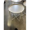 Image 3 : 3 WHITE METAL SIDE TABLES