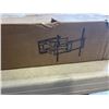 Image 2 : VIVO FULL MOTION EXTRA LARGE TV WALL MOUNT