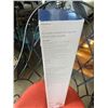 Image 2 : 58" INSIGNIA  LIGHT WEIGHT TRIPOD, RETAIL $79