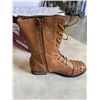 Image 5 : 6 NEW PAIRS OF ASSORTED SIZE KIDS SHOES AND BOOTS