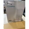 Image 2 : LOT OF ELECTRONICS AND HUMIDIFIER