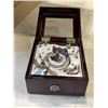 Image 6 : BOX OF GLASSWARE AND ORNAMENTS