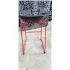 Image 4 : 3 BUCKET SEAT BAR STOOLS