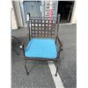 Image 3 : 5PC METAL PATIO SET - 4 CHAIRS AND TABLE  W/ BLUE CUSHIONS