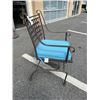 Image 4 : 5PC METAL PATIO SET - 4 CHAIRS AND TABLE  W/ BLUE CUSHIONS