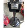 Image 5 : 3 CANDY/TREAT DISPENSERS - MISSING KEYS