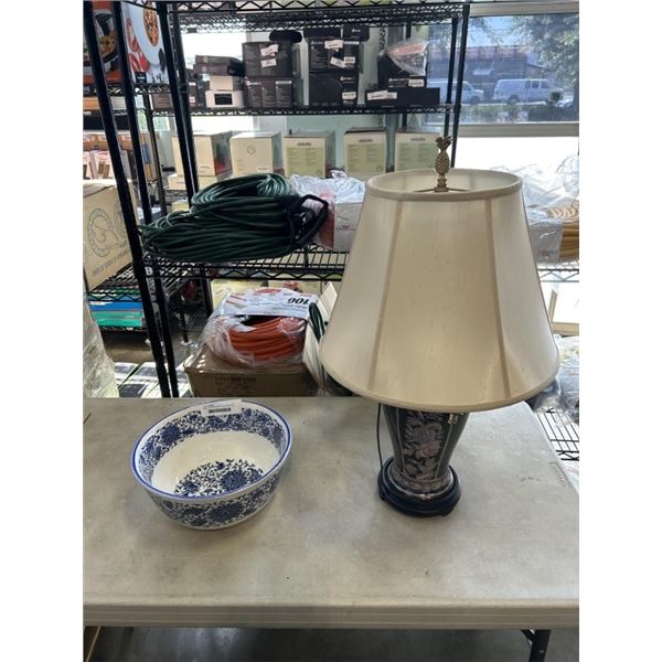 NEW EASTERN CERAMIC TABLE LAMP AND LARGE CERAMIC BOWL