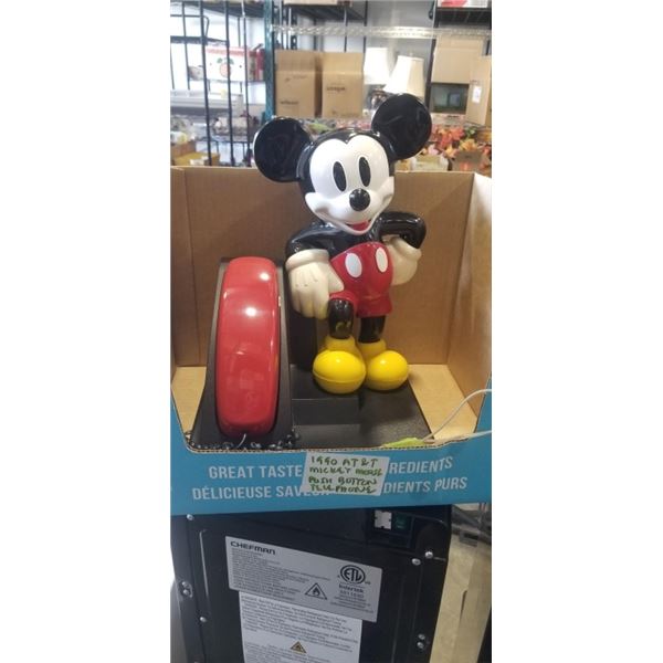 VINTAGE 1990 MICKEY MOUSE PUSH BUTTON PHONE
