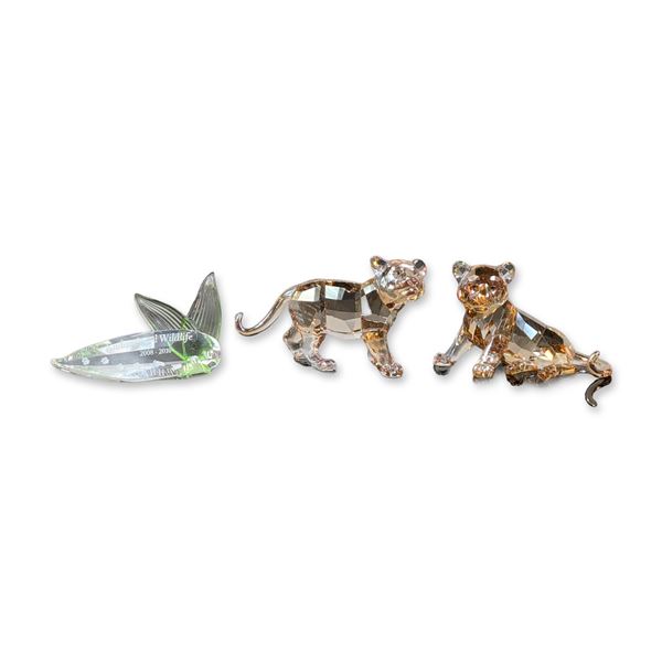 3pc Swarovski 2010 Annual Edition SCS Crystal Figurines, Tiger Cubs and Endangered Wildlife Plaque