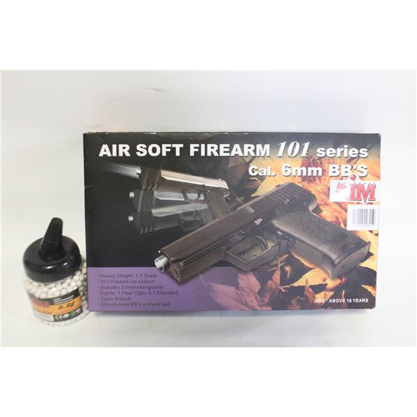 BB GUN AIR SOFT HANDGUN WITH CASE OF