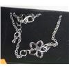 Image 1 : CRYSTAL FLOWER SILVERTONE BRACELET