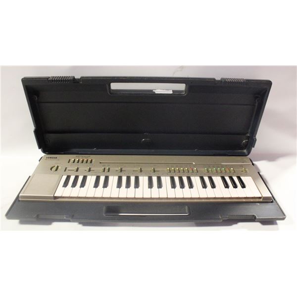 YAMALTA KEYBOARD WITH CASE NO CABLE