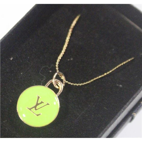 AUTH. LOUIS VUITTON ZIPPER PULL