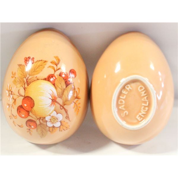 SADLER ENGLAND CERAMIC EGG TRINKET BOX