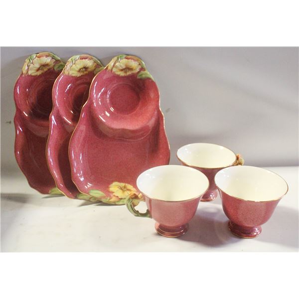 3 ROYAL WINTON PETUNIA CUPS SAUCER