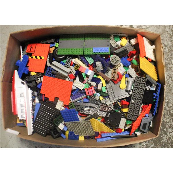 BOX OF PLASTIC BUILDING BRICKS, MOSTLY MEGA