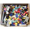 Image 1 : FLAT OF LEGO